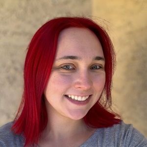 Meet your Posher, Arielle